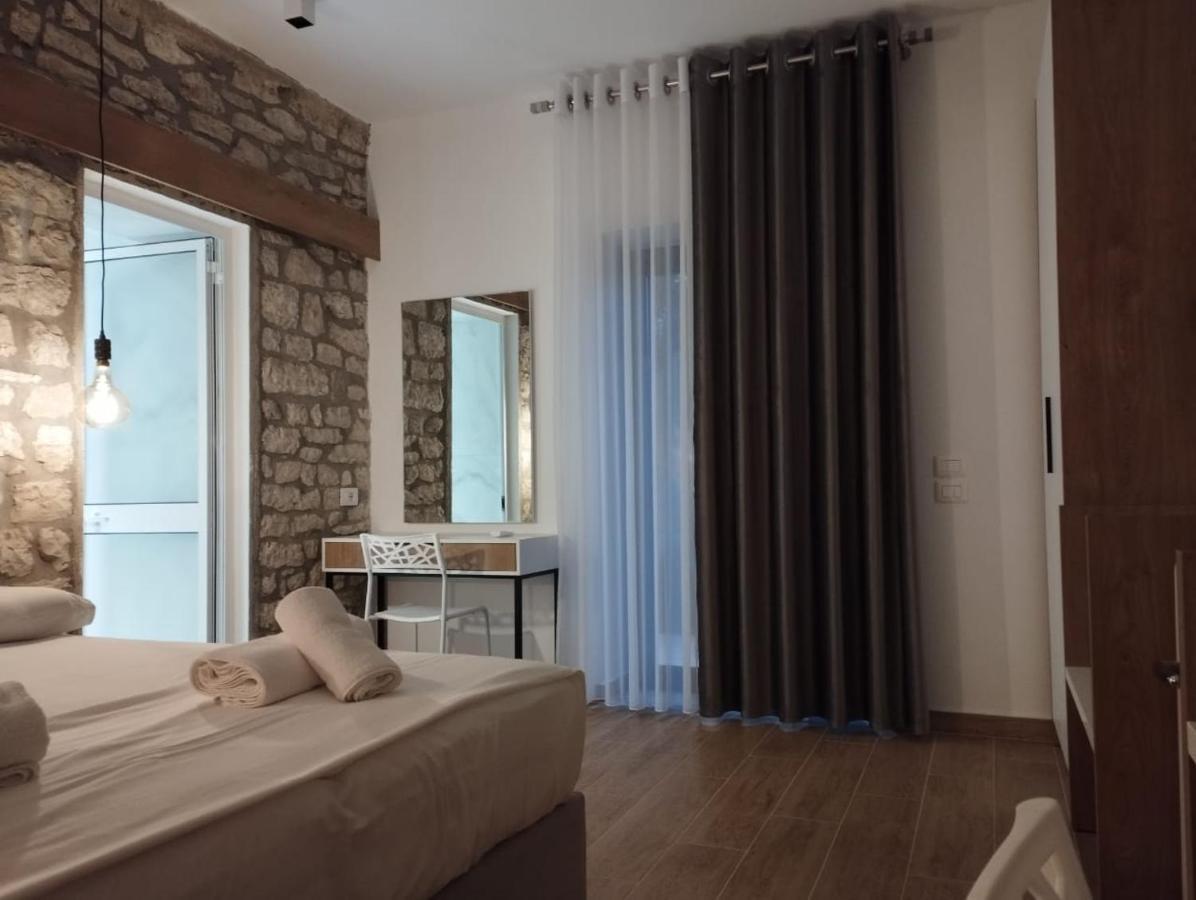 Comfort Guest Rooms Vila Hm Saranda Extérieur photo