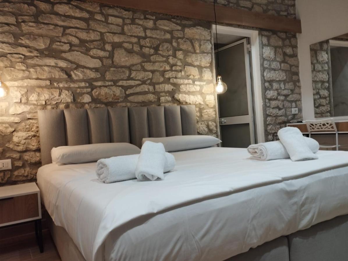 Comfort Guest Rooms Vila Hm Saranda Extérieur photo