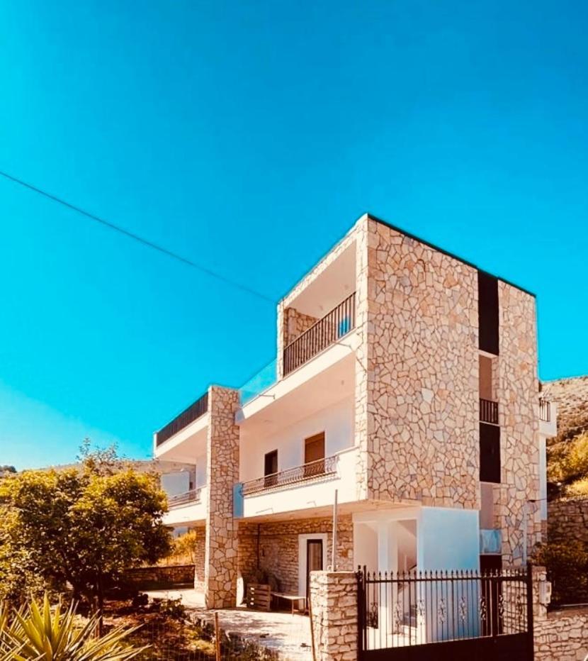 Comfort Guest Rooms Vila Hm Saranda Extérieur photo