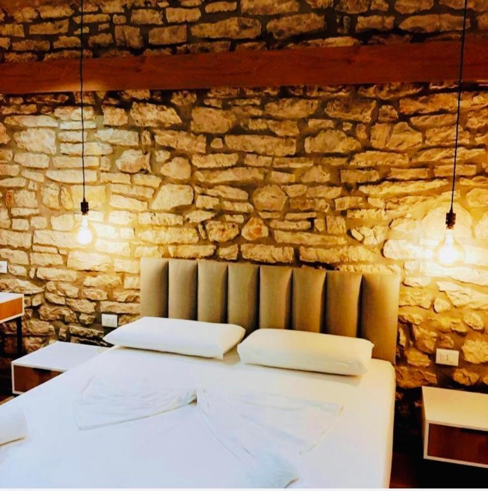 Comfort Guest Rooms Vila Hm Saranda Extérieur photo