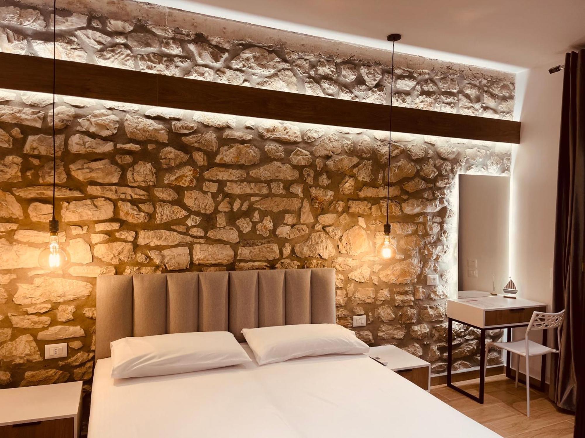 Comfort Guest Rooms Vila Hm Saranda Extérieur photo